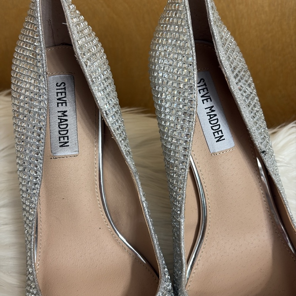 Steve Madden Silver Laveda Crystal Pump In Rhinestone Size 7.5 - Picture 4 of 17